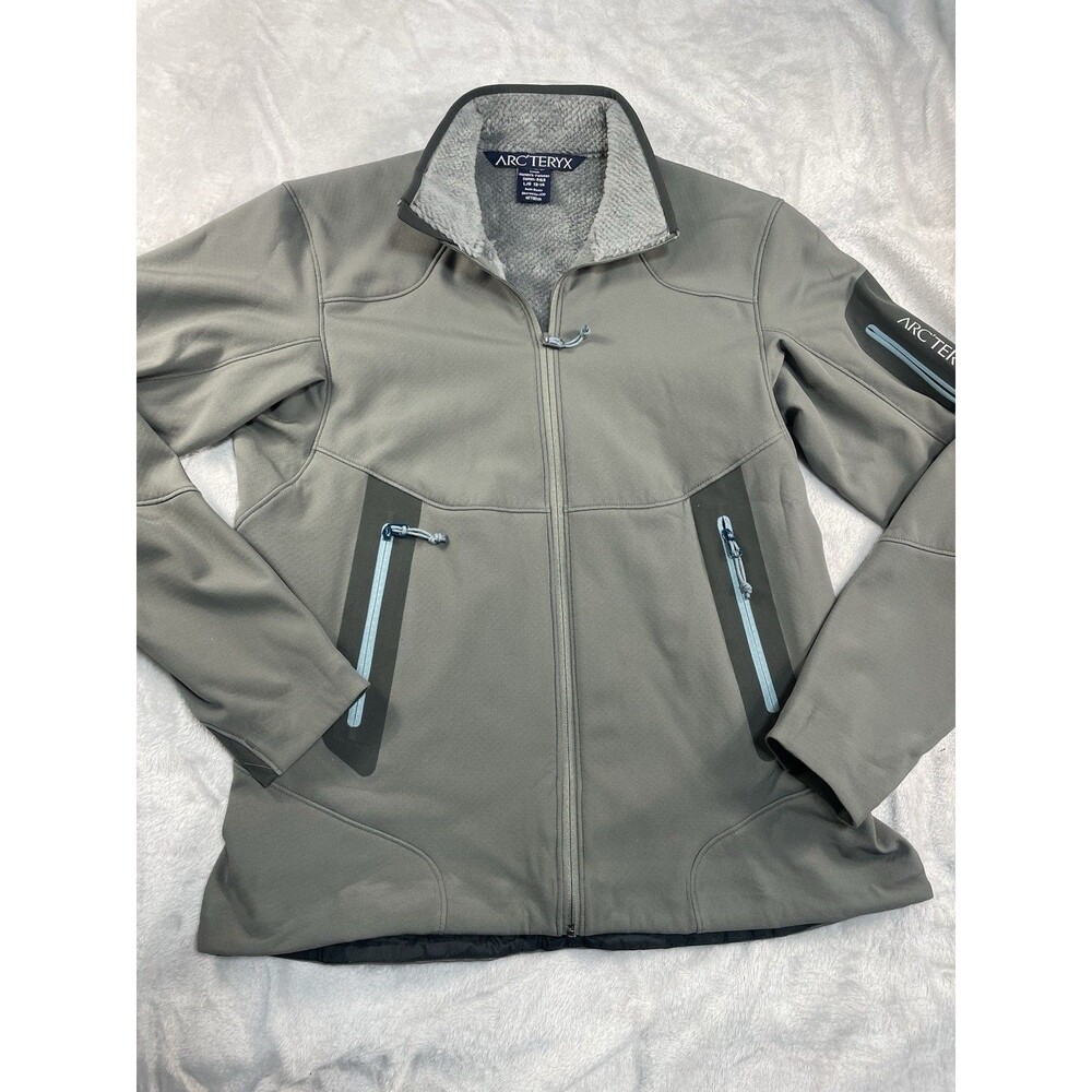 Women’s Arc'teryx Full Zip Jacket Size Large Front pockets Clean Classy Jacket